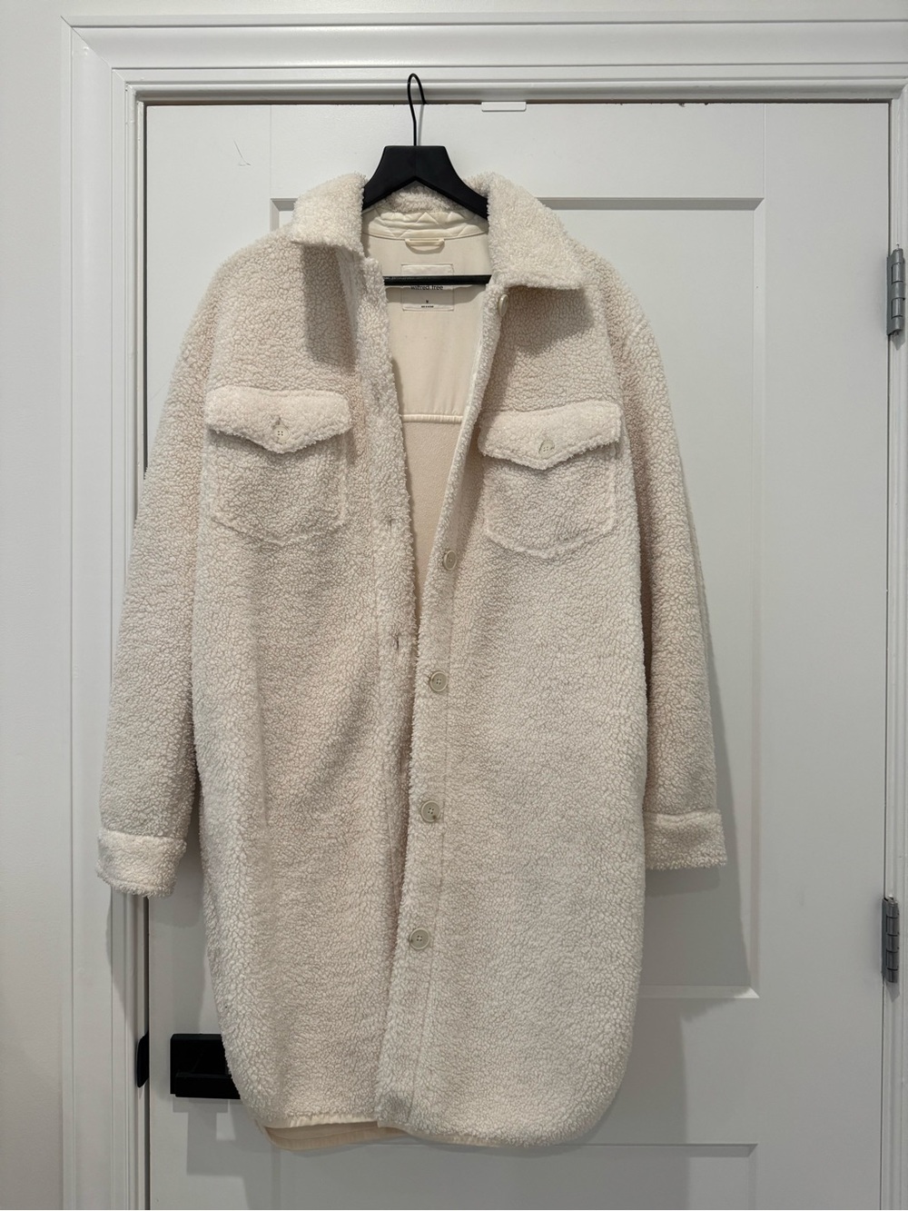 Aritzia Women's Cream Sherpa Coat with Pockets